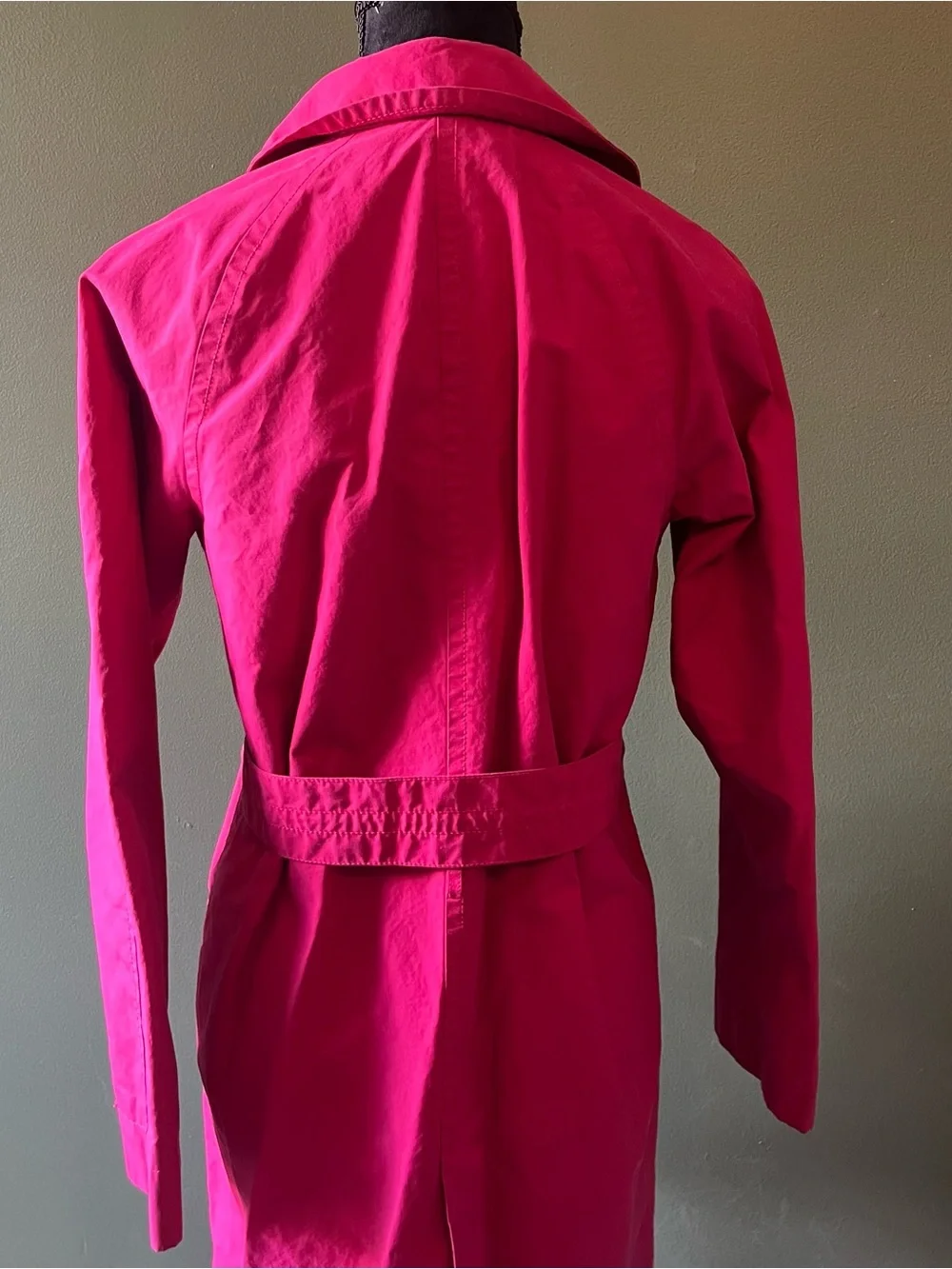 GAP fuchsia pink